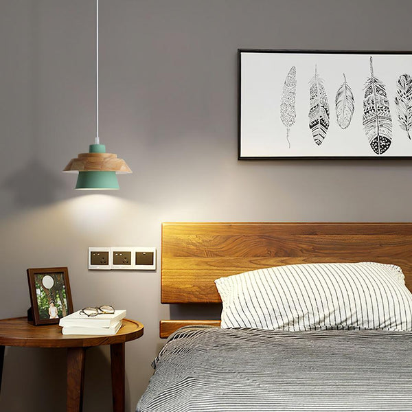 BowLift | Modern glass wall lamp with a contemporary glow