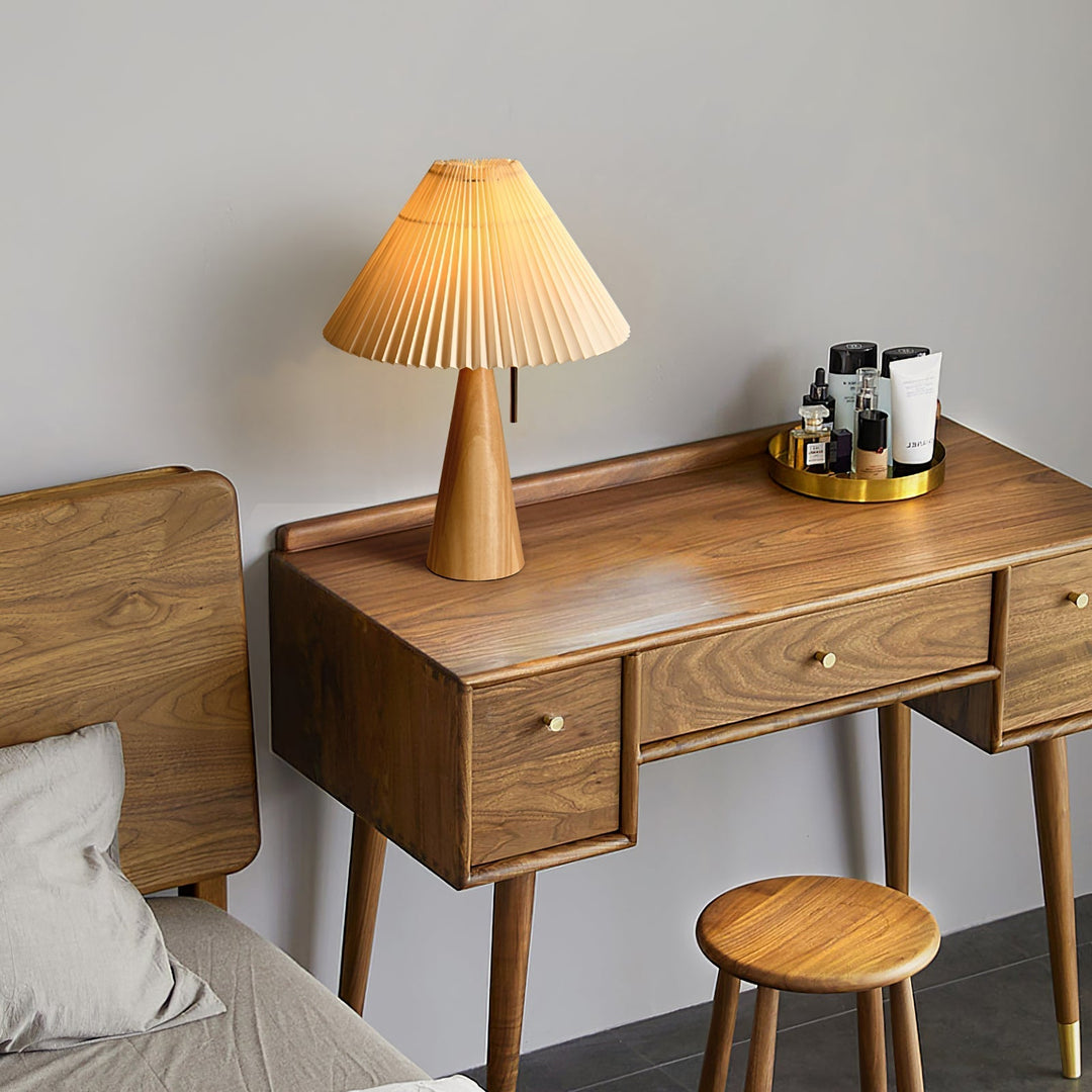 BowLift | AntiqueRadiance – Elegant Wood and Metal Table Lamp