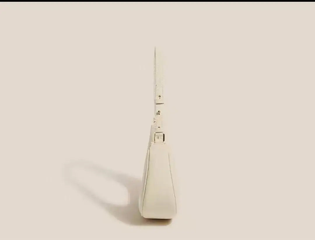 BowLift | Stylish Women's Half-Moon Bag - Women's Messenger Bag with Adjustable Strap, Practical Addition to Everyday Outfits