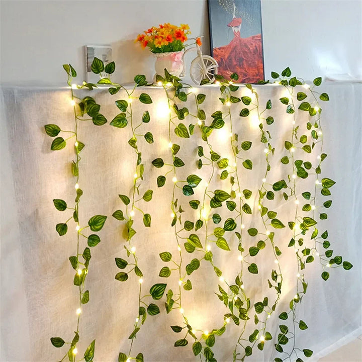 BowLift | Christmas LED Lights in the Shape of Green Leaves – Energy Saving, Batteries, High Quality, Perfect for Decoration