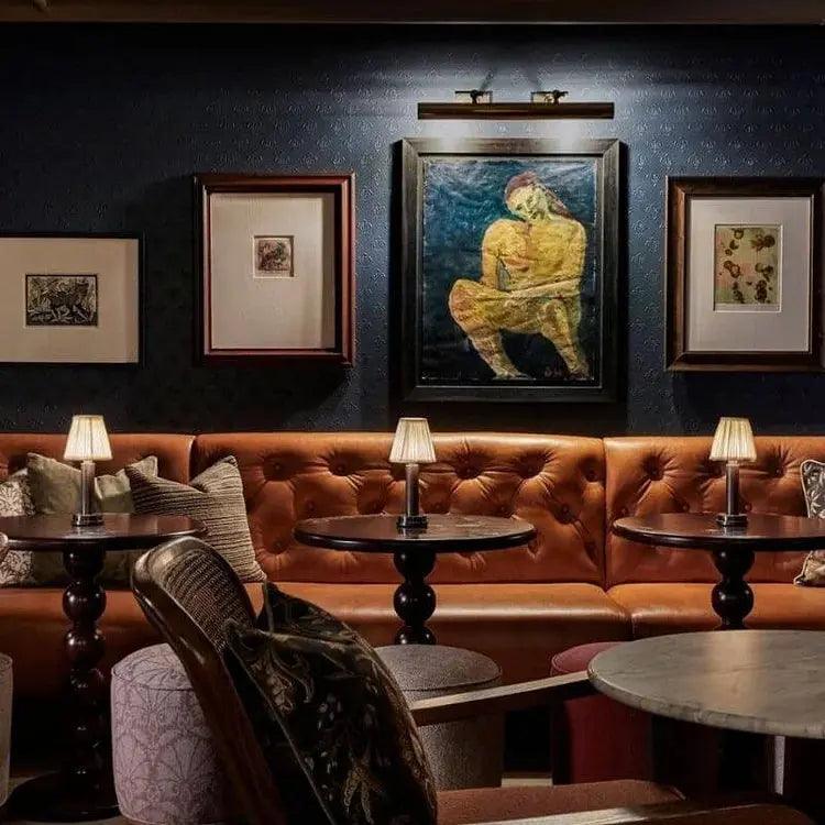 BowLift | ShineBeam - Chic Wireless Table Lamp Design