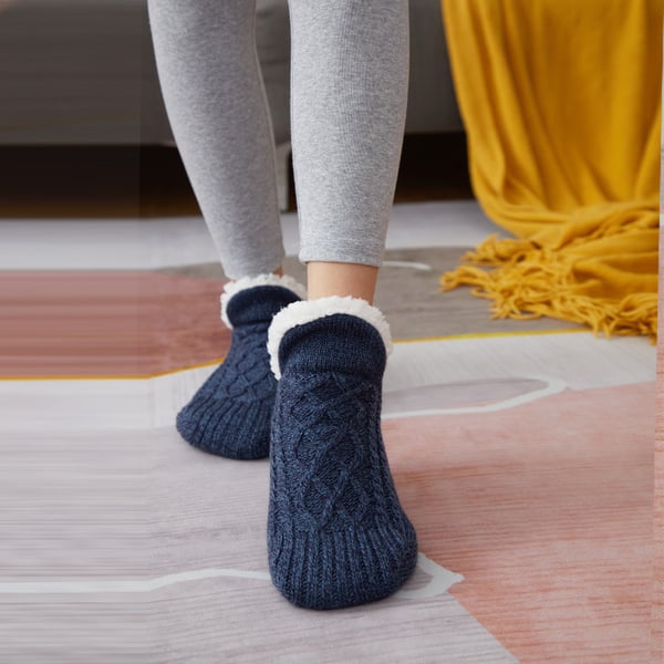 FluffySafe - Luxury Slippers with Non-Slip Sole Bowlift