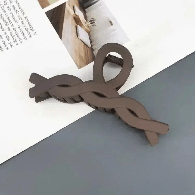 BowLift | Elegant hair clip with strong hold for every hair type