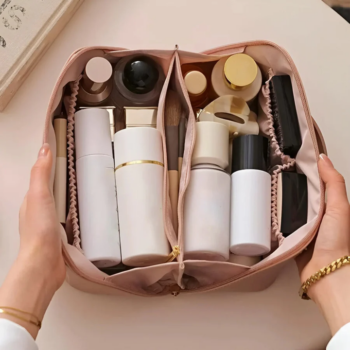 Waterproof Cosmetic Bag - BeautyGuard | Bowlift
