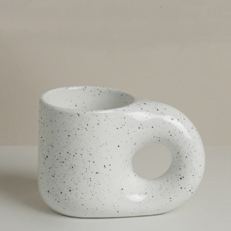 BowLift | Timeless class in your hands – luxury porcelain mug for coffee and tea!