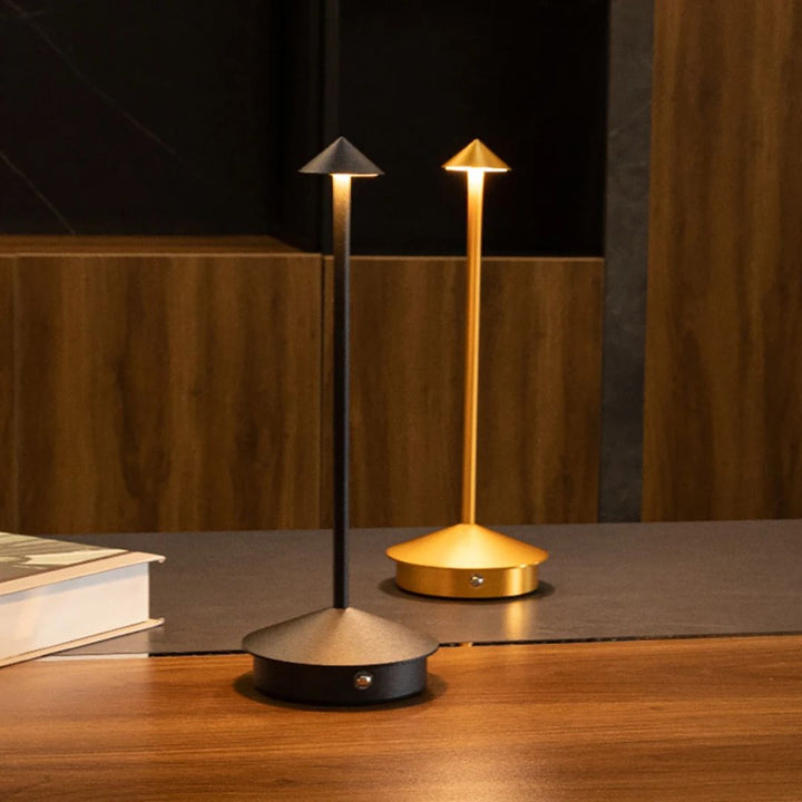 Robyn Arrow LED Table Lamp | Bowlift