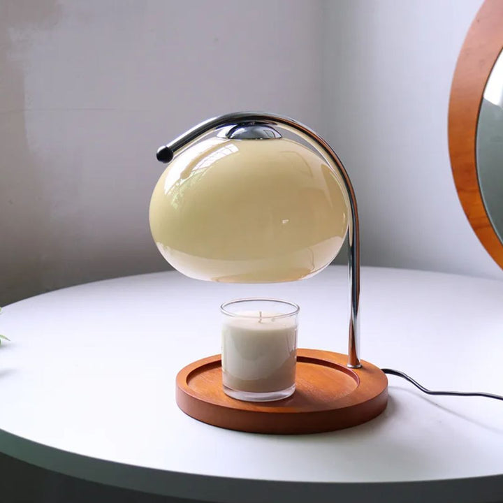 Alyssa Retro Glass Table Lamp | Bowlift