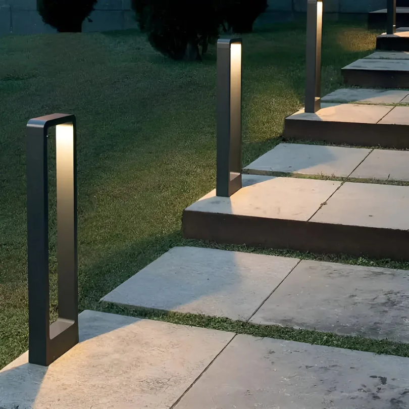 LumaGarde Light - Elegant Modern LED Garden Lighting Bowlift