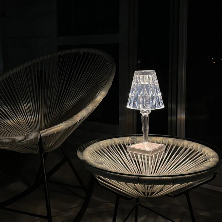 Chic Table Lamp with Crystal Design - CrystalLuxe | Bowlift