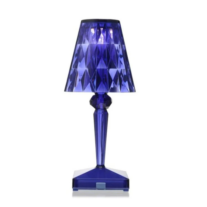 Chic Table Lamp with Crystal Design - CrystalLuxe | Bowlift