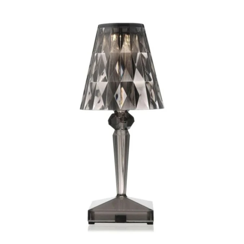 Chic Table Lamp with Crystal Design - CrystalLuxe | Bowlift