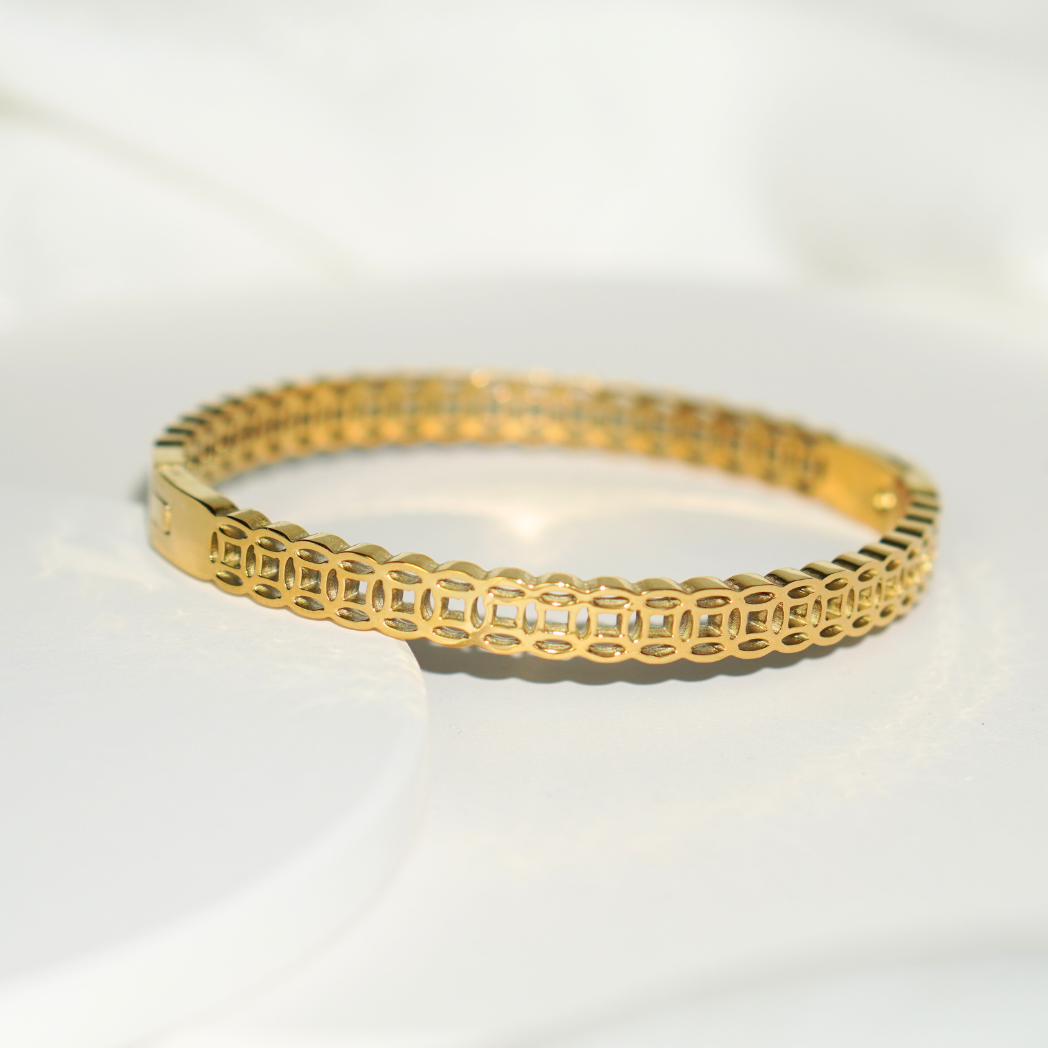 WealthMagnet Bracelet – Luxury Bracelet for Success Bowlift