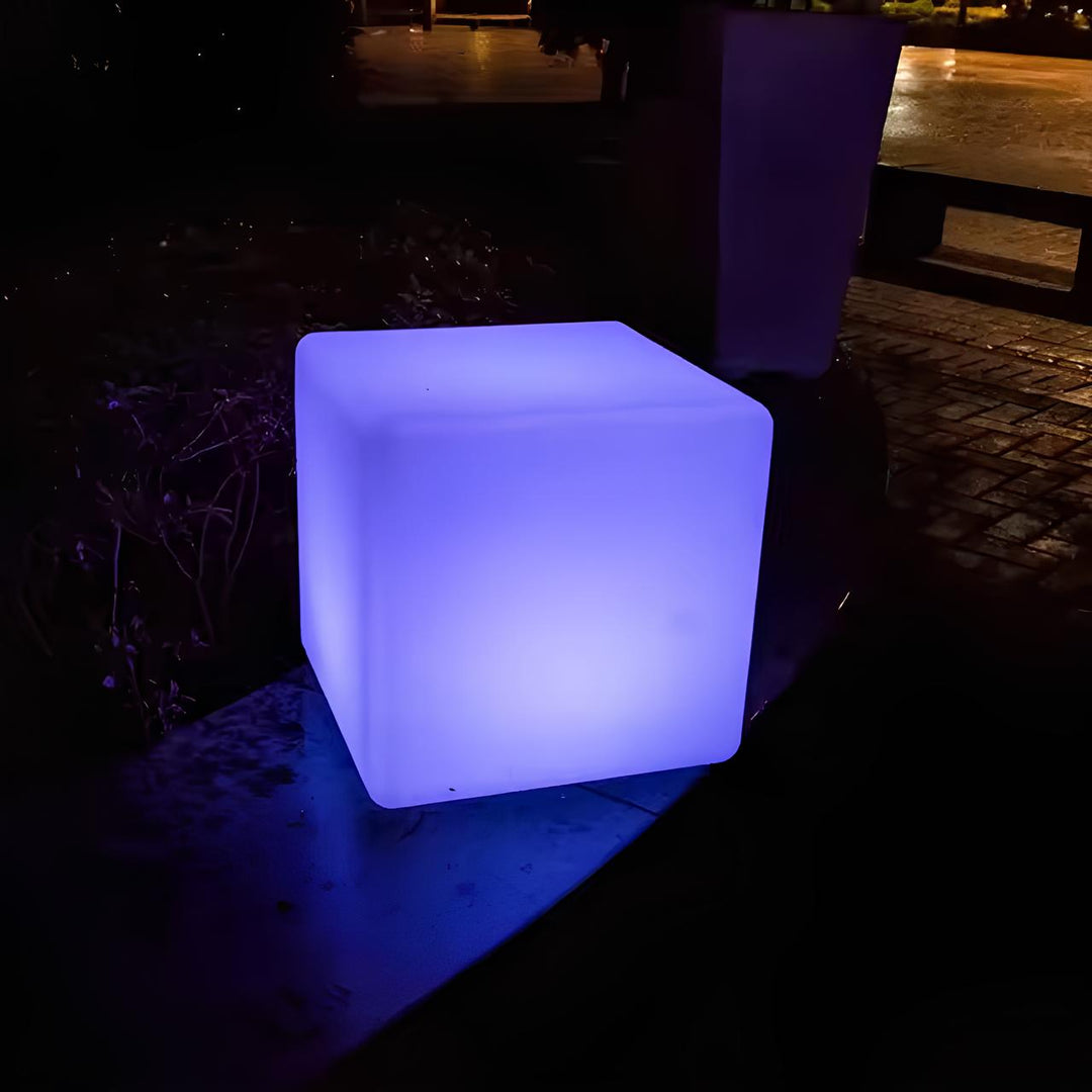 BowLift | Cubic Garden Light