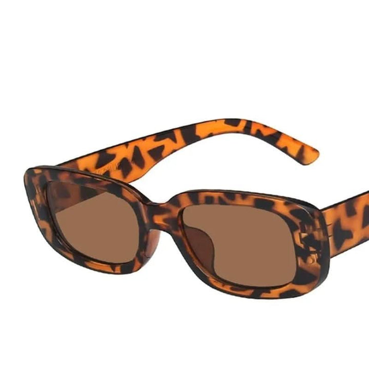 BowLift | Retro-style rectangular sunglasses with UV400 protection for women