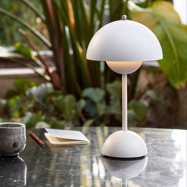 BowLift | Adjustable brightness flower pot lamp - Italian rechargeable table lamp VP3