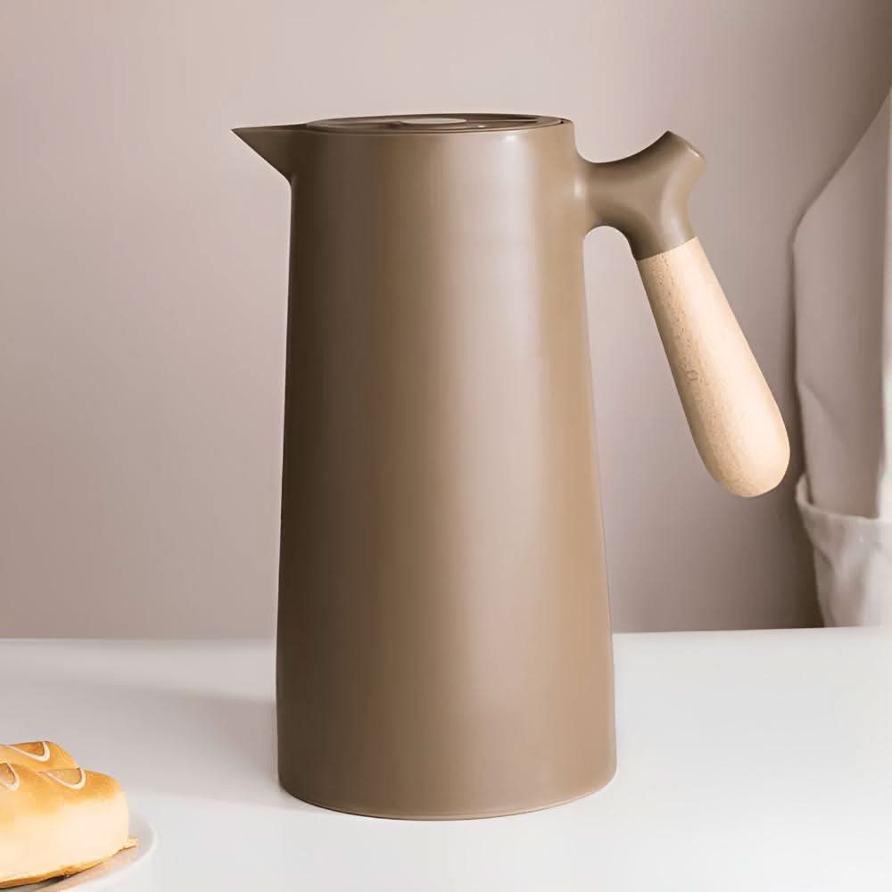 BowLift | Elegant double-walled glass carafe with wooden handle for hot and cold drinks