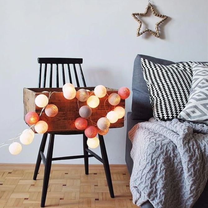 Cheerful Cotton Light Ball Garland - LumiBall | Bowlift