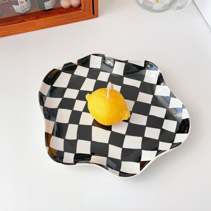 Wavy Edge Checkerboard Tray - Black, Green | Bowlift
