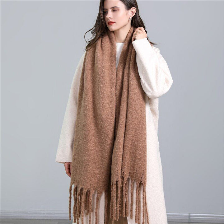 CosyPlaid Scarf – Warm, Trendy Winter Style Bowlift