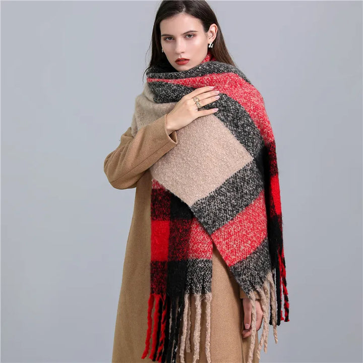 CosyPlaid Scarf – Warm, Trendy Winter Style Bowlift