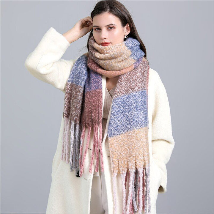 CosyPlaid Scarf – Warm, Trendy Winter Style Bowlift