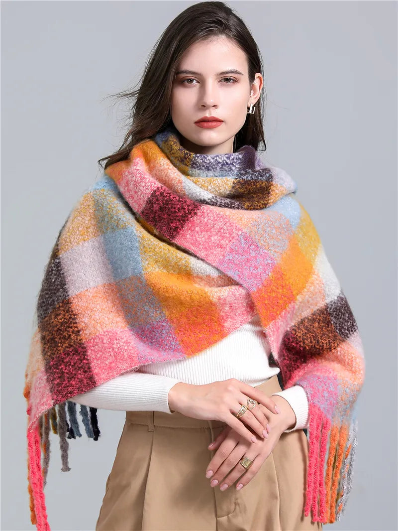 CosyPlaid Scarf – Warm, Trendy Winter Style Bowlift