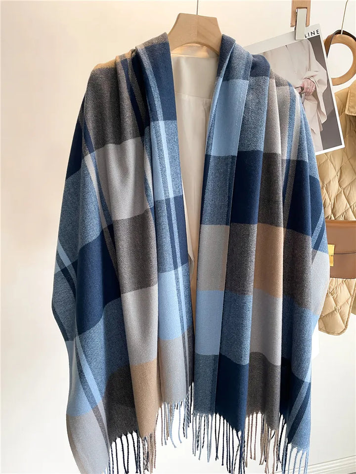 LuxeRuit Scarf - Elegant Winter Accessory for any Outfit Bowlift