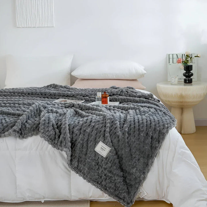 BowLift | CozyNest - Ultimate Warm and Soft Blanket for Sofa and Bed