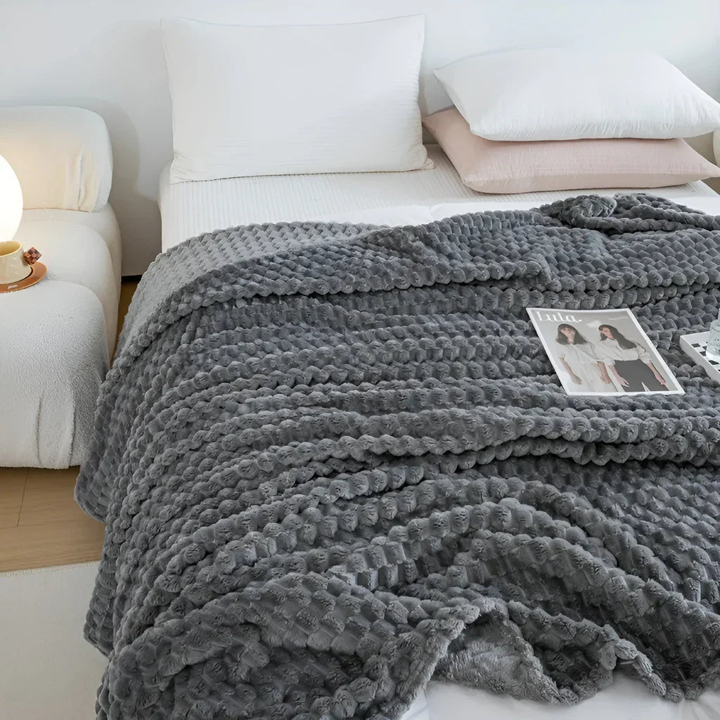 BowLift | CozyNest - Ultimate Warm and Soft Blanket for Sofa and Bed