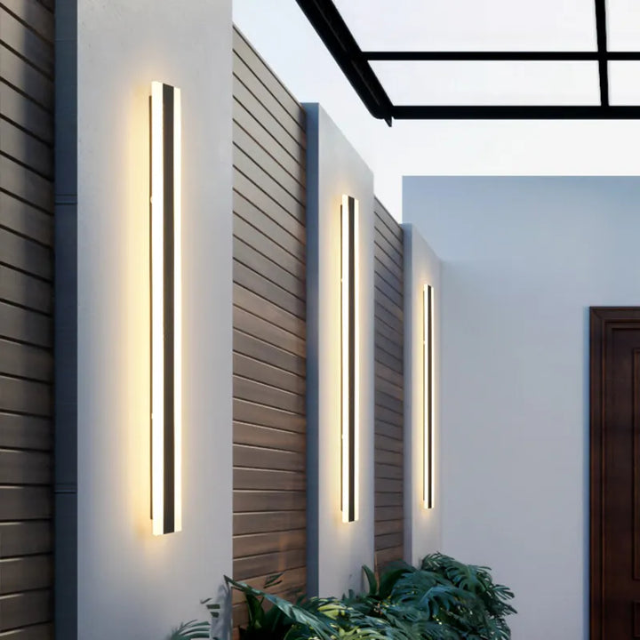 BowLift | Stylish outdoor wall lamp with modern design