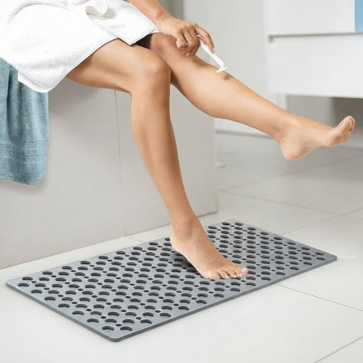 SafeBath Anti-Slip Shower Mat for Bathroom | Bowlift