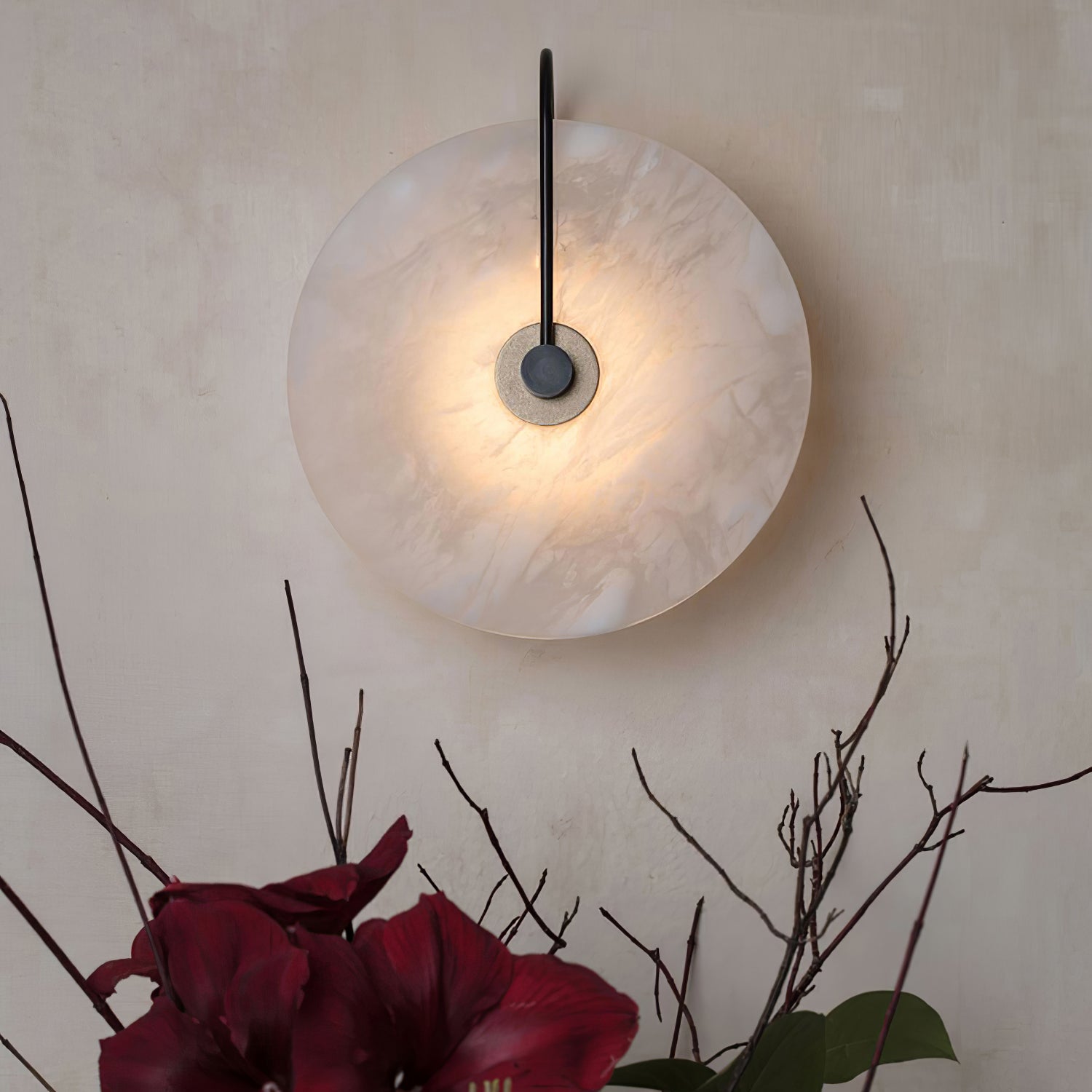 BowLift | White Alabaster Wall Lamp
