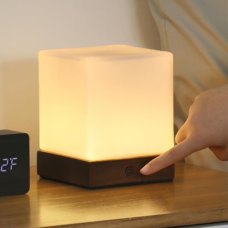 BowLift | GlowCube Wireless LED Table Lamp – Modern and Energy Efficient