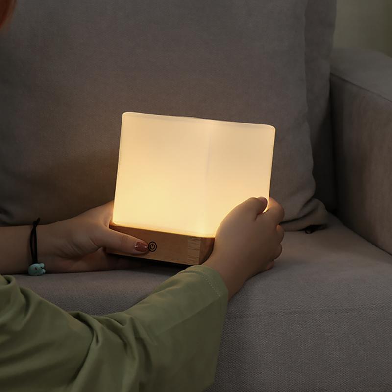 BowLift | GlowCube Wireless LED Table Lamp – Modern and Energy Efficient