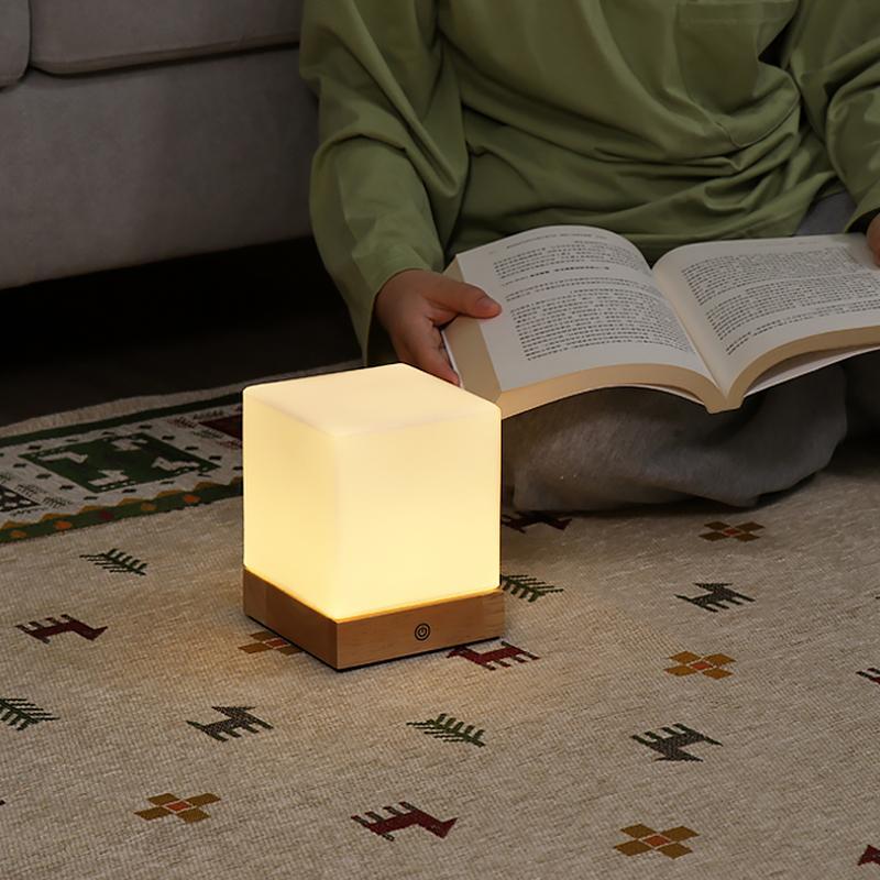 BowLift | GlowCube Wireless LED Table Lamp – Modern and Energy Efficient
