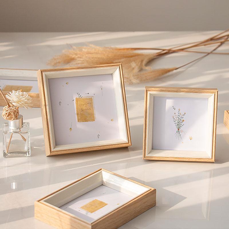 ElegantFrame – Luxury Photo Frame with Golden Edge Bowlift