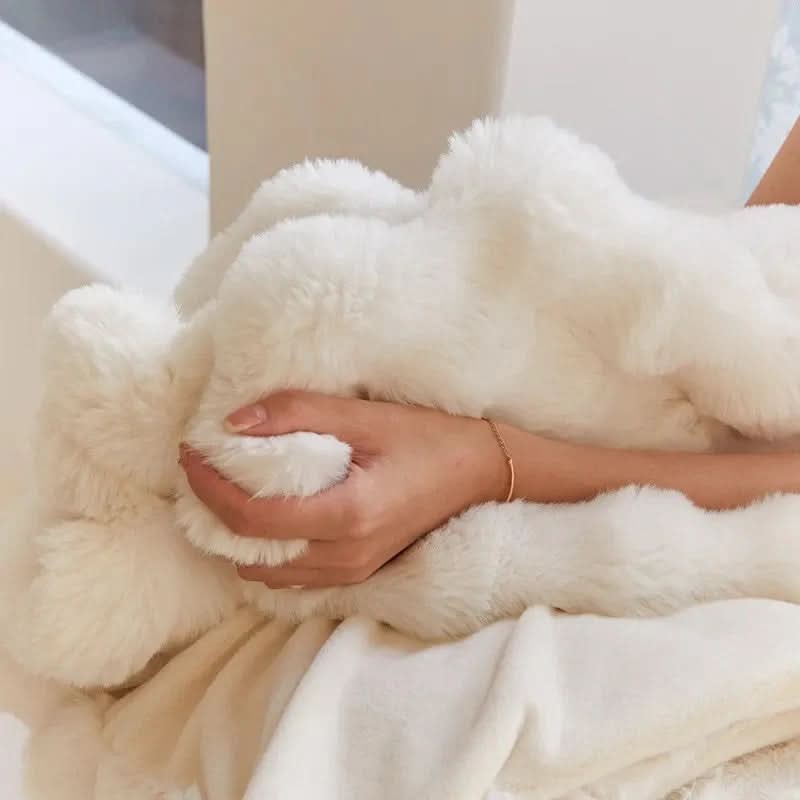 BowLift | Ultra-Soft Blanket for Cozy Ambiance
