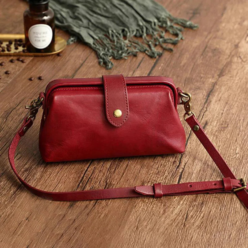 Norvella Shoulder Bag of Structured Imitation Leather for Women | Bowlift