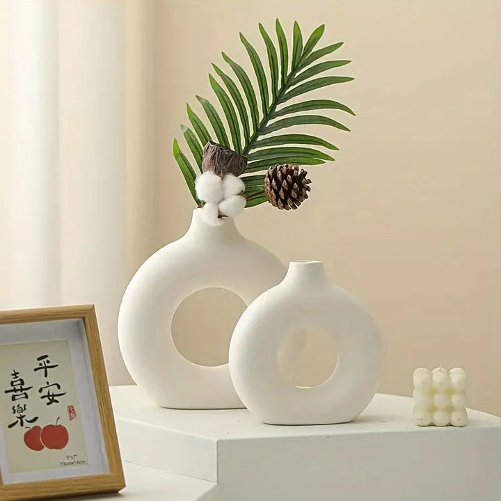 BowLift | TranquilGlass - Elegant Vase for a Serene Interior