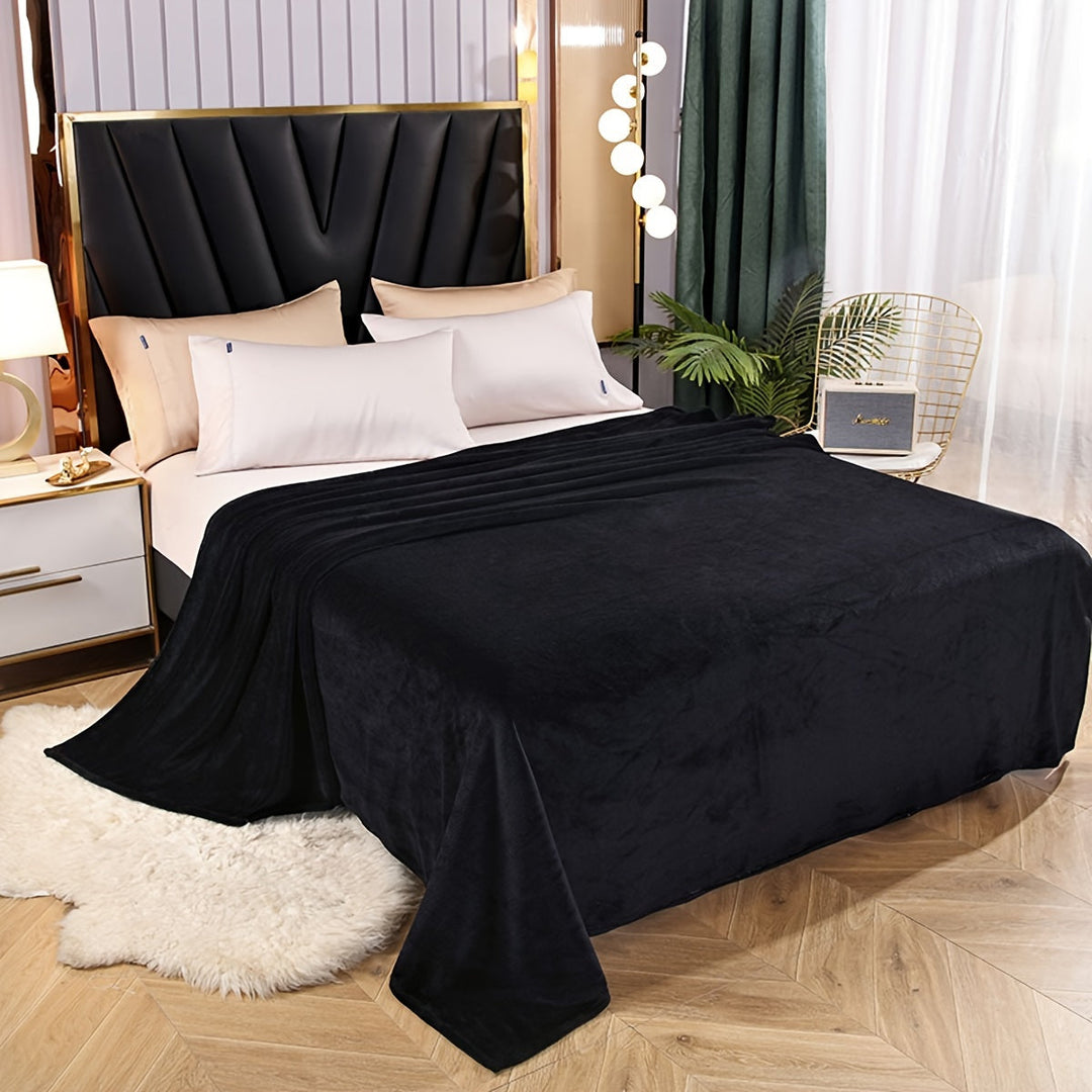 LuxeSoft – Premium Flannel Fleece Blanket for Ultimate Comfort Bowlift