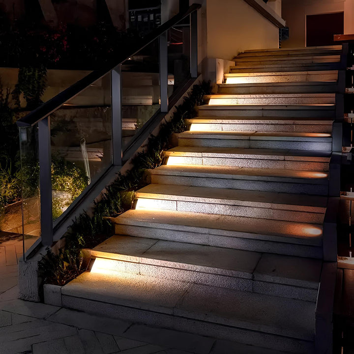 Solar-Powered Stair Lighting - SoluStep | Bowlift