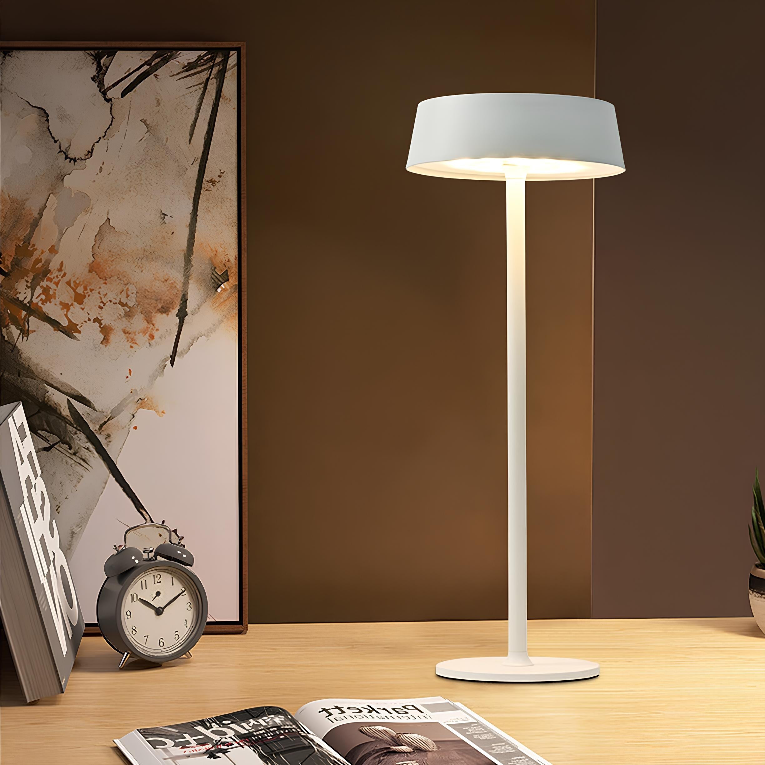 BowLift | Sleek Modern Table Lamp