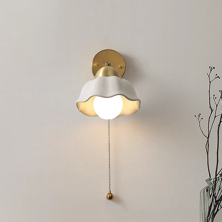 BowLift | Adjustable French Wall Lamp – Lumière