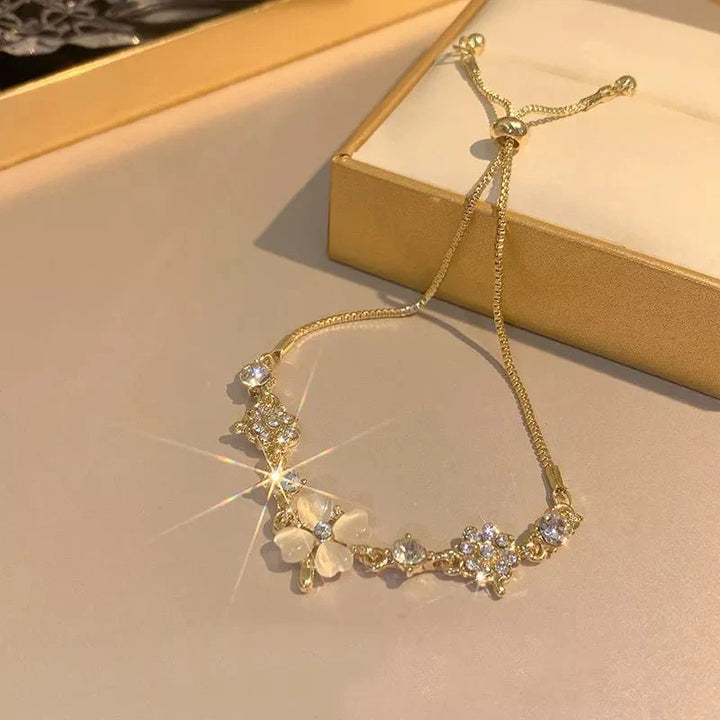 BowLift | Adjustable Lucky Four Leaf Clover Bracelet