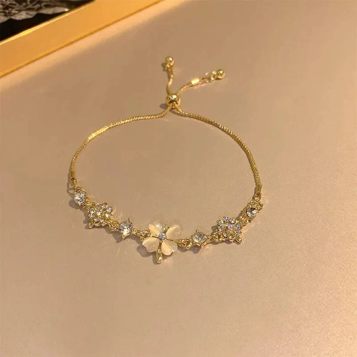 BowLift | Adjustable Lucky Four Leaf Clover Bracelet