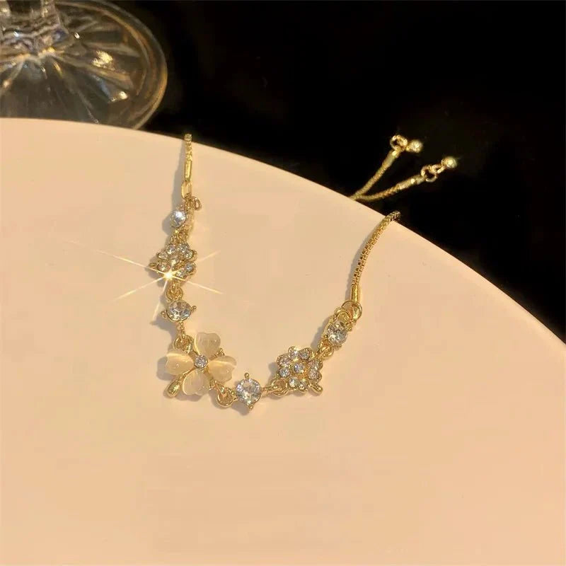 BowLift | Adjustable Lucky Four Leaf Clover Bracelet