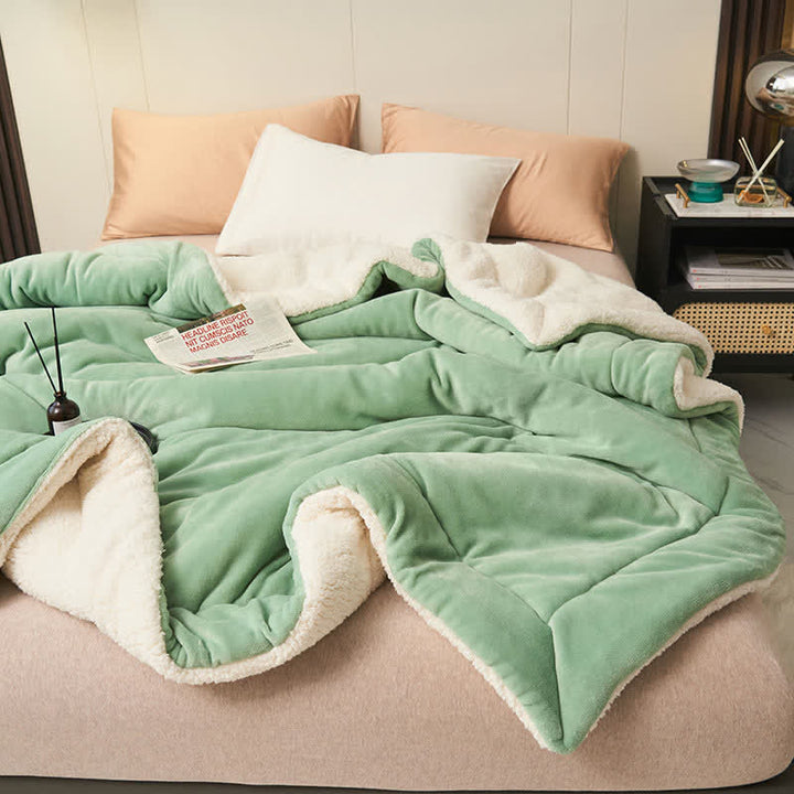 BowLift | Solid thick double-sided velvet cube blanket