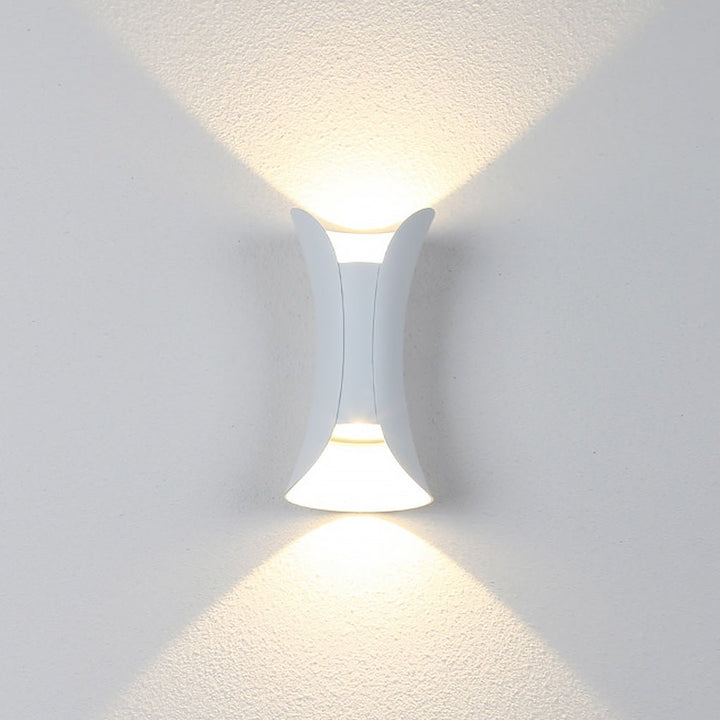 BowLift | Elegant Waterproof LED Lamps with Curved Shape for the Garden