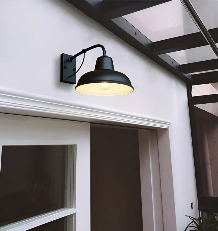 BowLift | Rustic iron wall lamp - Vintage outdoor lighting