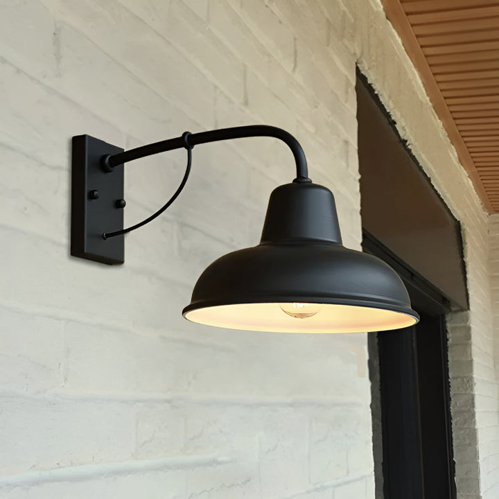 BowLift | Rustic iron wall lamp - Vintage outdoor lighting